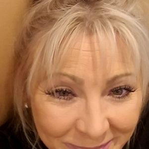 Meet your Posher, Kelli